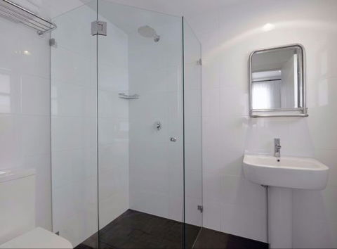 Perouse Lodge - Tourism Gold Coast 8