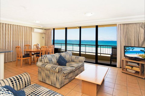 Pelican Sands Beach Resort - Tourism Gold Coast 8