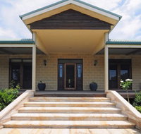 Reign Manor and Coach House - Tourism Gold Coast