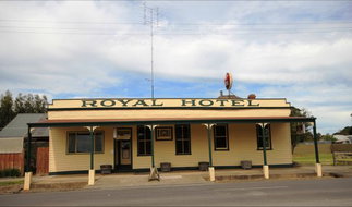 Book Lake Bolac Accommodation Vacations Tourism Gold Coast Tourism Gold Coast