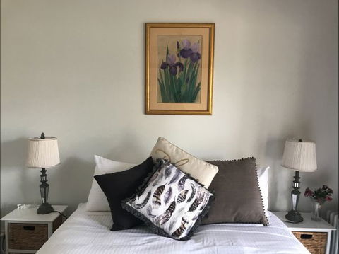 Rutherglen Christmas Trees Farm Stay - Tourism Gold Coast 1
