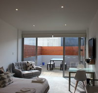 Sandy Bay Studio Apartment - Tourism Gold Coast