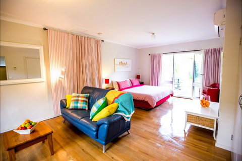 Tessies Studio - Tourism Gold Coast 1