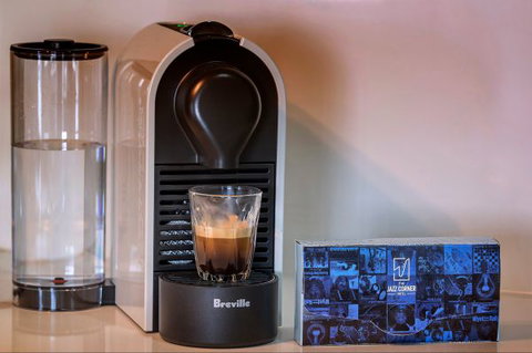 The Jazz Corner Hotel - Tourism Gold Coast 6