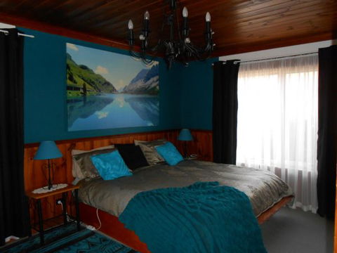 Tidelines Of Bicheno - Tourism Gold Coast 2