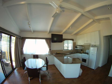Torquay Foreshore Caravan Park - Tourism Gold Coast 5