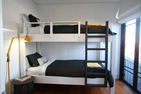Two Five Zero / Richmond - Tourism Gold Coast 6