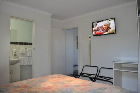 Warrakilla - Tourism Gold Coast 6