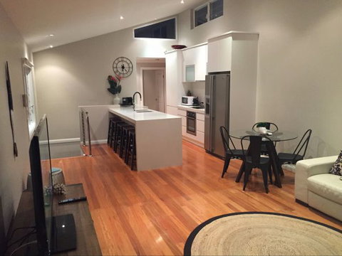 Waterfront Dream - Vincentia Jervis Bay - Tourism Gold Coast 1