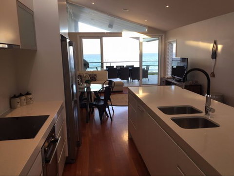 Waterfront Dream - Vincentia Jervis Bay - Tourism Gold Coast 3