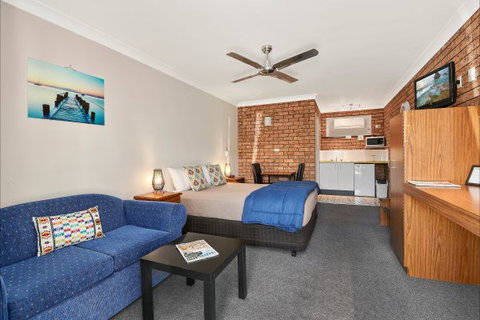 Woongarra Motel - Tourism Gold Coast 2
