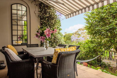 Woollahra Terrace - Tourism Gold Coast 0