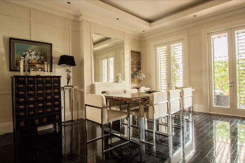 Woollahra Terrace - Tourism Gold Coast 2