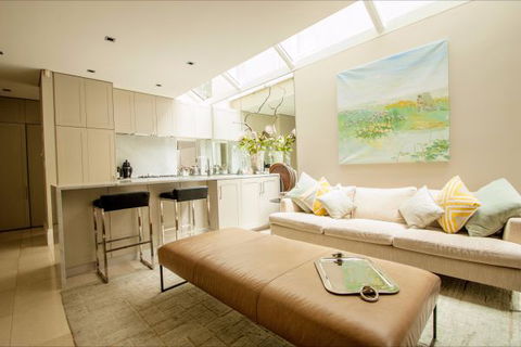 Woollahra Terrace - Tourism Gold Coast 6