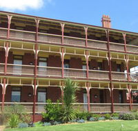 Yarra House - Tourism Gold Coast