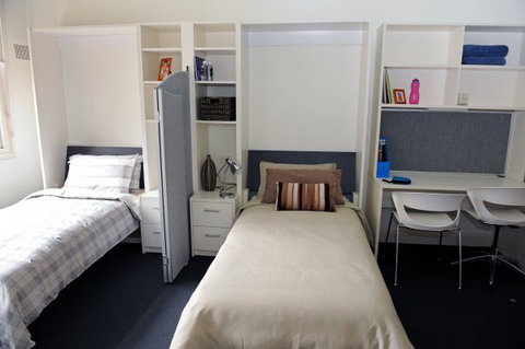Yarra House - Tourism Gold Coast 2