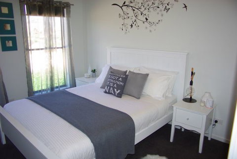 Yalooka Farm - Tourism Gold Coast 1
