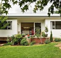 Young Garden Retreat - Tourism Gold Coast