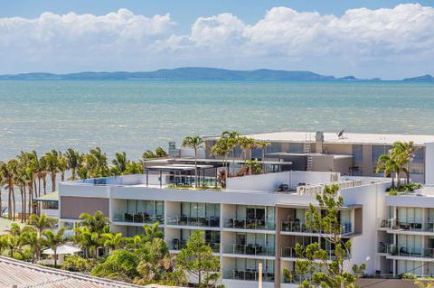 Echelon Apartments - Tourism Gold Coast 5
