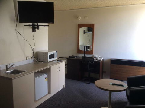 Boat Harbour Motel - Tourism Gold Coast 18