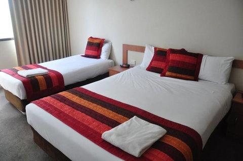 City Park Hotel - Tourism Gold Coast 5