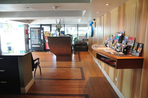 City Park Hotel - Tourism Gold Coast 9
