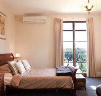 Azidene House  Spa Apartments - Tourism Gold Coast