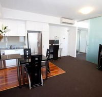 B7 Honeysuckle Apartments - Tourism Gold Coast