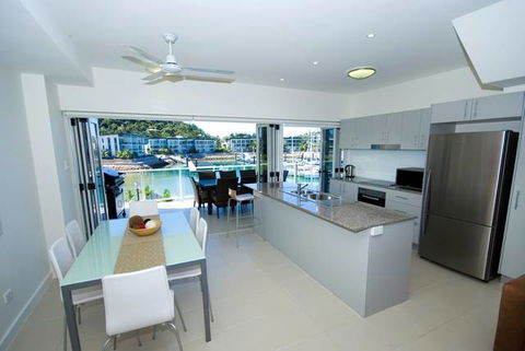 Beachside At Magnetic Harbour - Tourism Gold Coast 1
