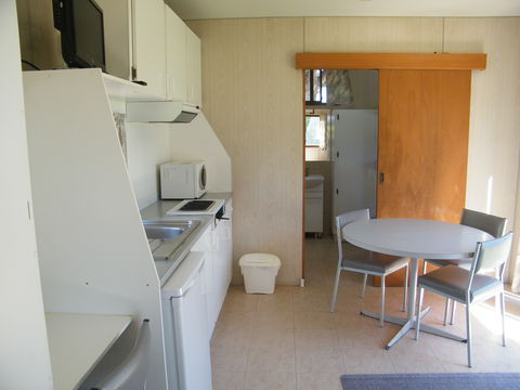 Bega Caravan Park - Tourism Gold Coast 5