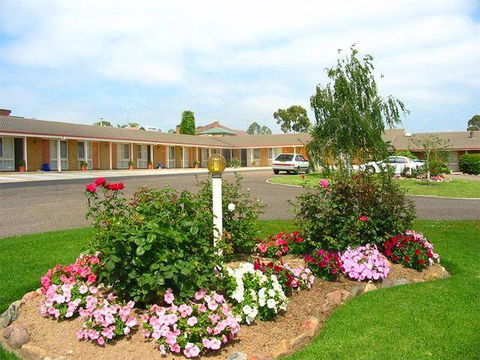 Bega Village Motor Inn - Tourism Gold Coast 1