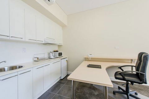 Belconnen Way Motel & Serviced Apartments - Tourism Gold Coast 1