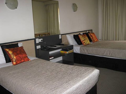 Belconnen Way Motel & Serviced Apartments - Tourism Gold Coast 2