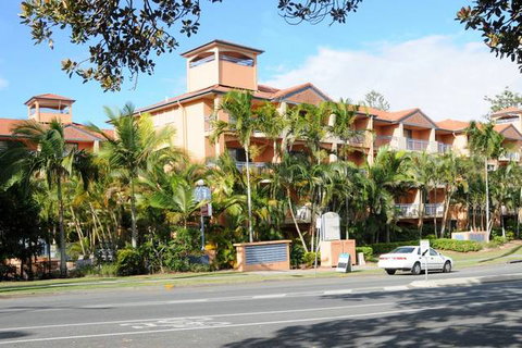 Bella Mare Beachside Apartments - Tourism Gold Coast 4