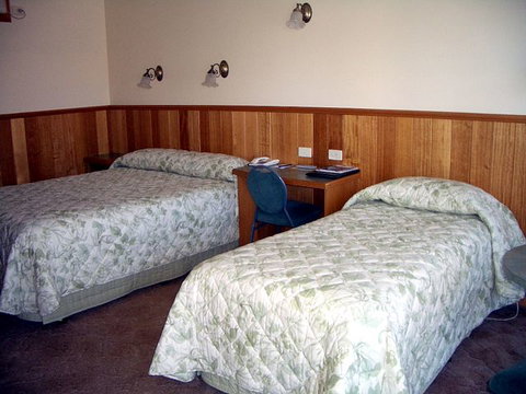 Sundowner Westlander Motor Inn - Tourism Gold Coast 2