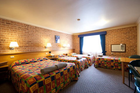 Blue Gum Motor Inn - Tourism Gold Coast 7