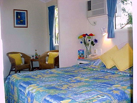 Bottle Tree Gardens Motel - Tourism Gold Coast 0