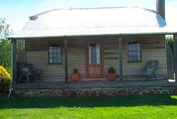 Brickendon Historic & Farm Cottages - Tourism Gold Coast 0