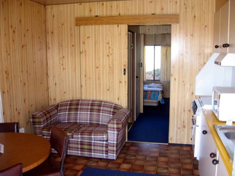 Buckenderra Holiday Village - Tourism Gold Coast 2