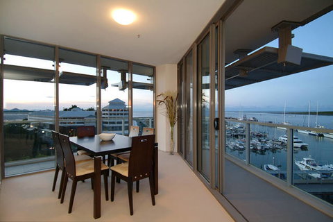 Cairns Luxury Apartments - Tourism Gold Coast 0