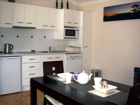 Camelot Boutique Accommodation - Tourism Gold Coast 2