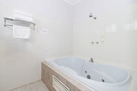 Carrum Downs Motel - Tourism Gold Coast 1