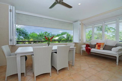 Cayman Villas Port Douglas - Tourism Gold Coast 4