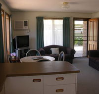 Centrepoint Motel - Tourism Gold Coast