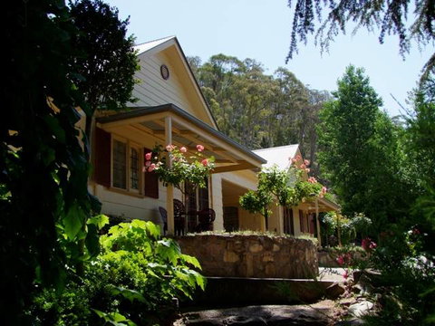 Chestnut Tree Holiday Units - Tourism Gold Coast 2