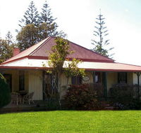 Christian's of Bucks Point - Tourism Gold Coast