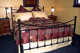 Church House B&B Gundagai - Tourism Gold Coast 3