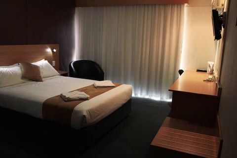 Ciloms Airport Lodge - Tourism Gold Coast 2