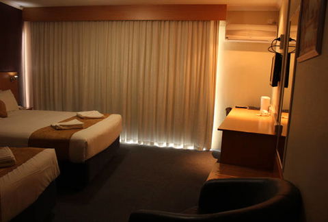 Ciloms Airport Lodge - Tourism Gold Coast 4