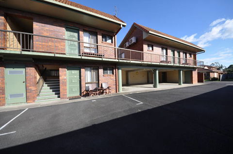 Coast Inn Motel - Tourism Gold Coast 3